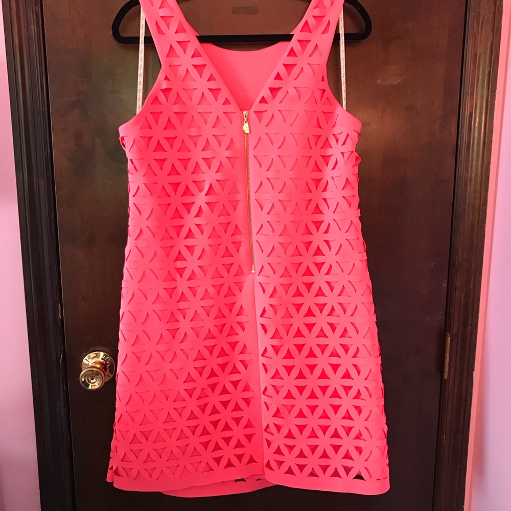 Lilly Pulitzer — Mango Laser-Cut Shift Dress